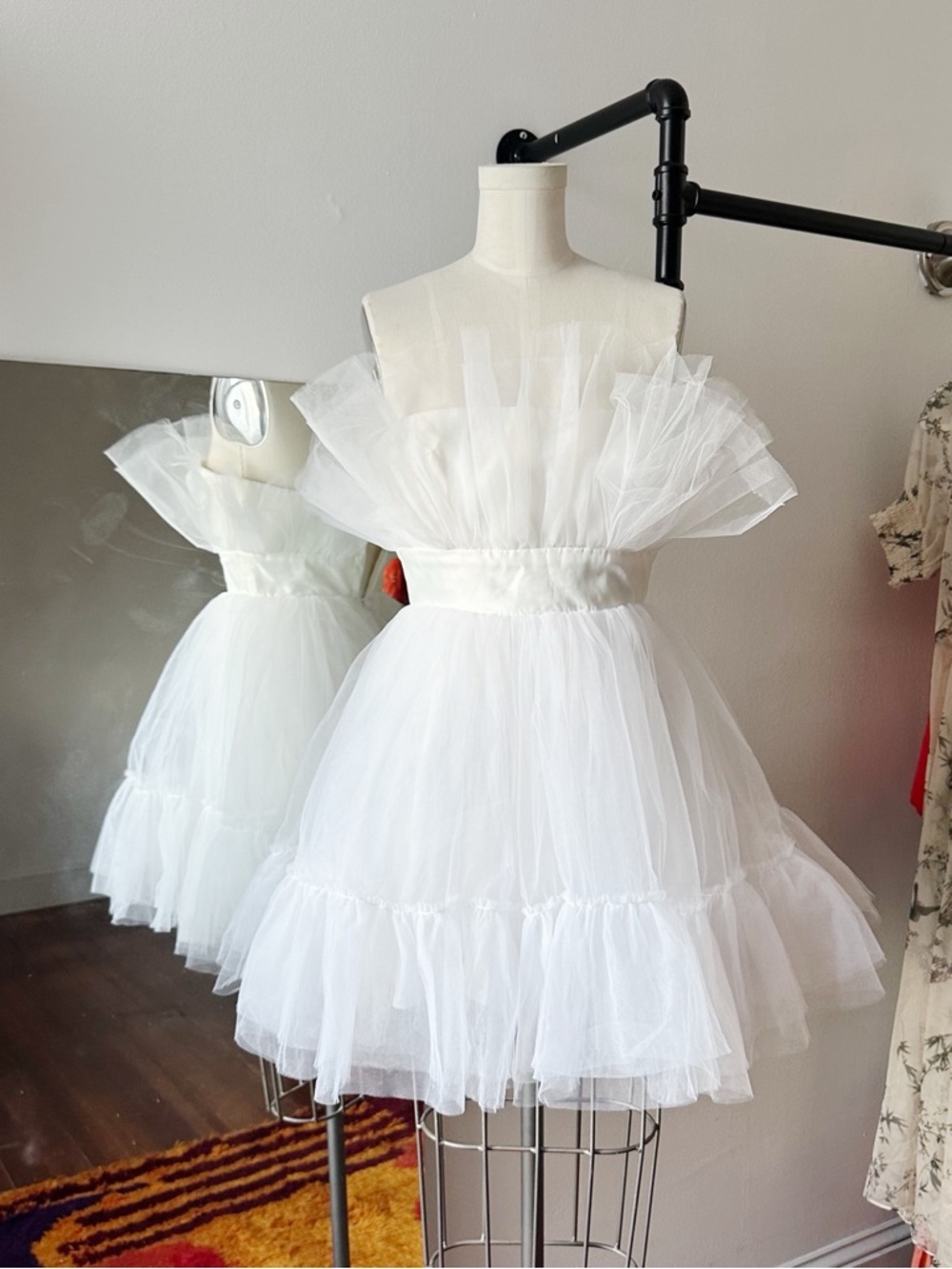 NWOT katie may Ellee Mini Dress in Ivory *FLAW*
